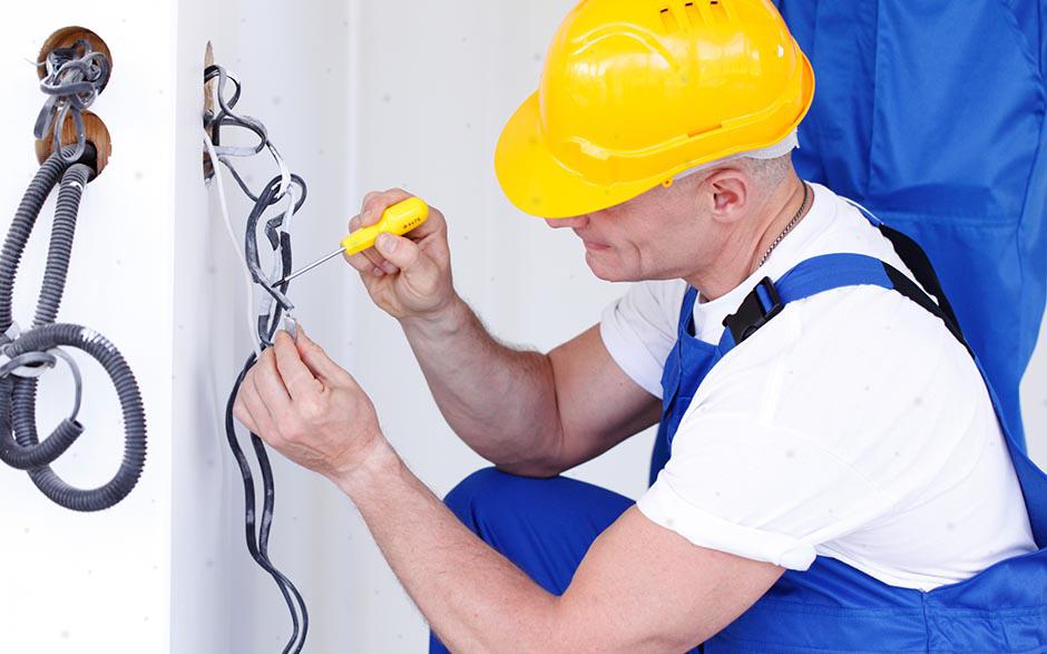 électricien installateur Évry